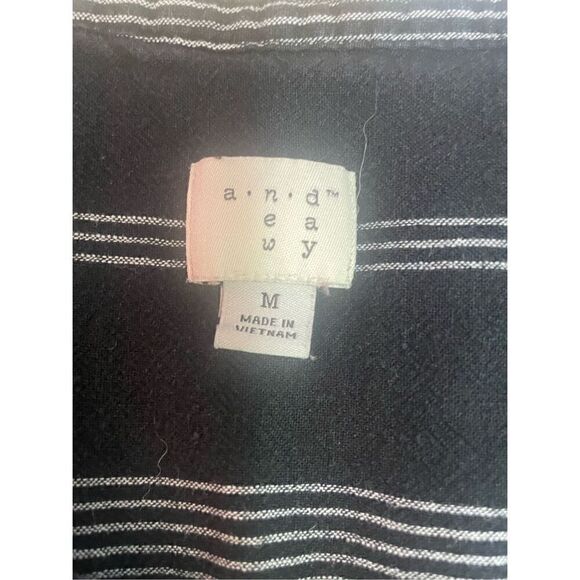 A New Day Black And Gray Striped Sleeveless V-Neck Linen/Cotton Blend Top Size M - Picture 12 of 12